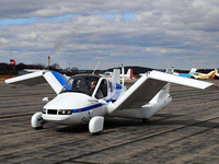 吉利真要上天了 旗下公司Terrafugia首輛飛行汽車(chē)將明年投產(chǎn)