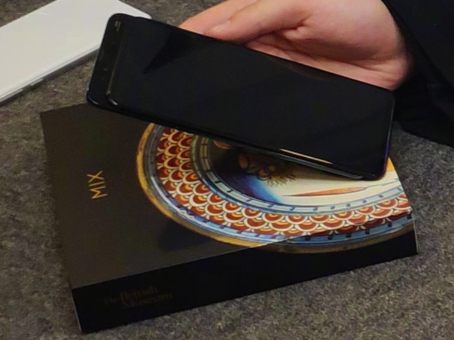 不只是滑蓋全面屏這么簡(jiǎn)單 小米MIX3將首發(fā)10GB大運(yùn)存