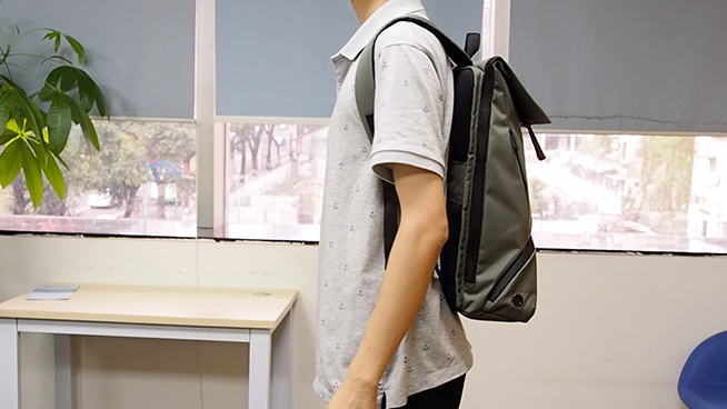 一加Explorer雙肩包體驗:酷炫磁吸扣 解鎖另類開啟方式