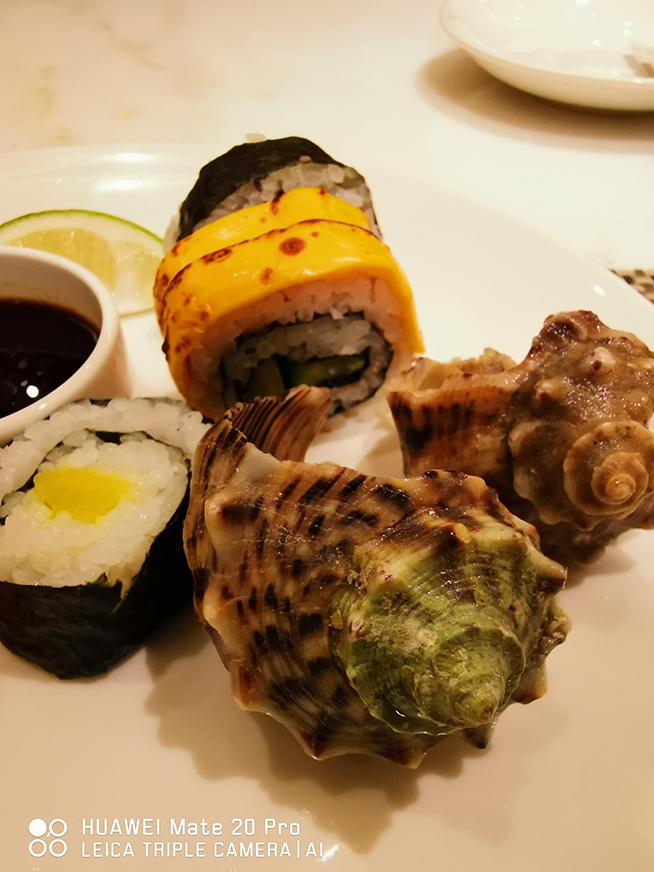 華為Mate 20 Pro相機詳盡測試：高畫質(zhì)夜景+超廣角 表現(xiàn)已無對手