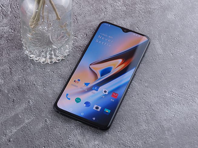 一加6T開(kāi)箱體驗(yàn):速度依然流暢 但缺乏亮點(diǎn)