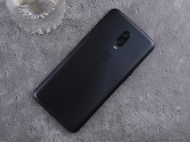 一加6T開(kāi)箱體驗(yàn):速度依然流暢 但缺乏亮點(diǎn)