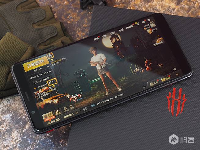 紅魔Mars電競手機評測：10G內(nèi)存+邊框觸控，像游戲機一樣