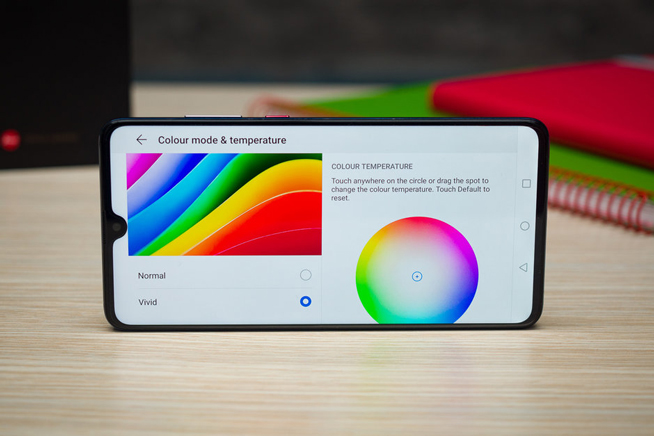 外媒評年度最佳續(xù)航旗艦：華為Mate 20怪獸級續(xù)航力壓群雄