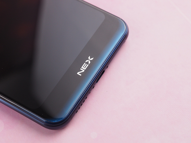 vivo NEX雙屏版體驗(yàn):Pose指引 10GB內(nèi)存多任務(wù)玩法更豐富
