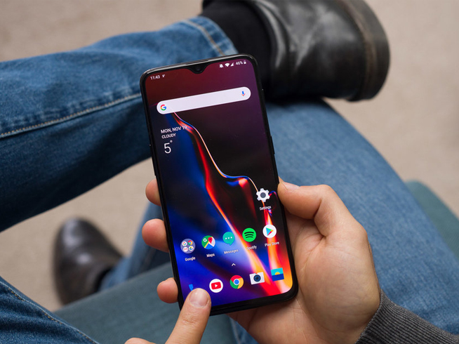 外媒評近期最實惠手機(jī)：一加手機(jī)6T領(lǐng)銜 榮耀V20上榜