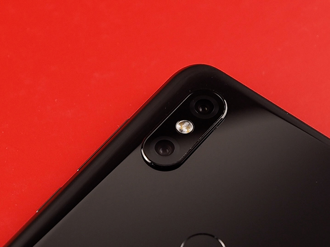 小米MIX3實(shí)拍測(cè)試:超級(jí)夜景表現(xiàn)提升已經(jīng)很明顯