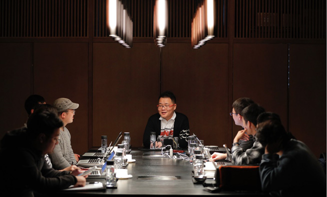 小米9不是對(duì)手?iQOO手機(jī)透露備貨給力,這匹黑馬猛