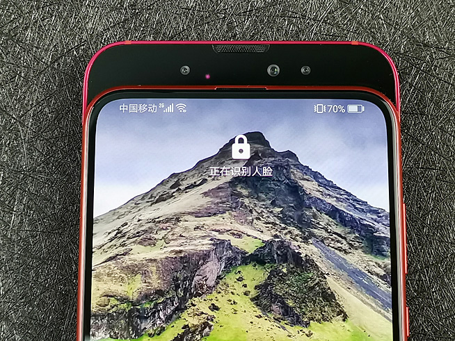 榮耀Magic2對(duì)比iPhone XR：5000元檔旗艦誰(shuí)更“硬核”？