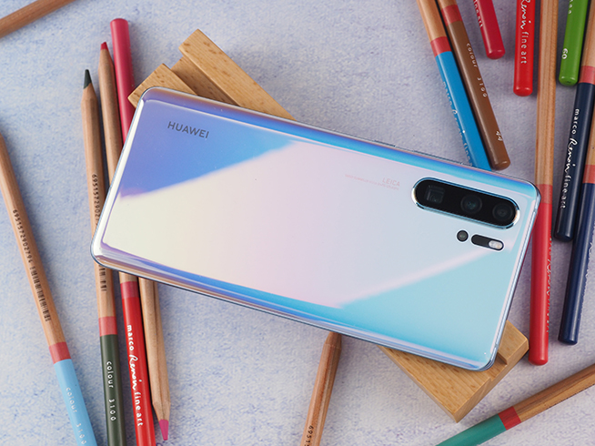 華為P30 Pro上手體驗(yàn)：外觀拍照同樣驚艷的新旗艦