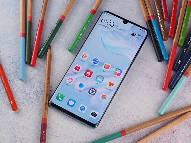 華為P30 Pro上手體驗(yàn)：外觀拍照同樣驚艷的新旗艦