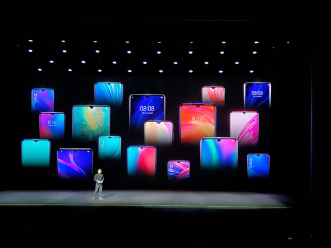 魅族16s攜多款新品齊發(fā)：黃章精心打磨對(duì)稱(chēng)全面屏 3198元起售