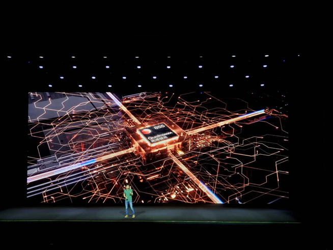 魅族16s攜多款新品齊發(fā)：黃章精心打磨對(duì)稱(chēng)全面屏 3198元起售