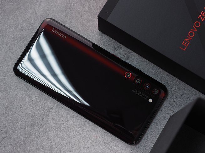 聯(lián)想Z6 Pro體驗(yàn)：堆料式硬核配置 四攝帶來(lái)驚喜