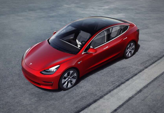 國產(chǎn)特斯拉Model 3售價公布：起步價32.8萬 你覺得如何？