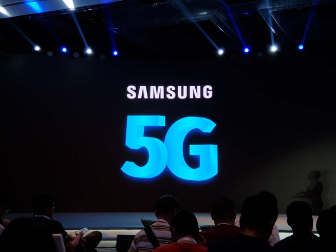 三星Note10官宣：搶先蘋果8月來襲 居中開孔前置穩(wěn)了