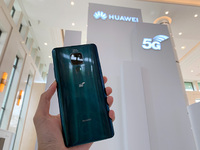 網(wǎng)速快30倍！華為Mate 20 X（5G）實測：佼佼者無疑