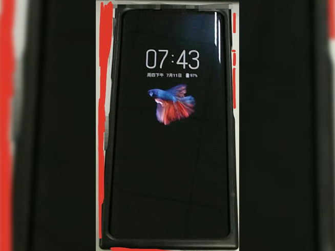 努比亞Z20露臉：對稱式雙曲面設(shè)計 變焦+超廣角+微距拍照樣樣精通