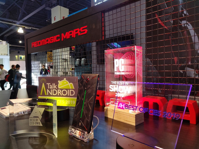 蟬聯(lián)京東金機(jī)獎 紅魔3成國內(nèi)權(quán)威榜單獎項四冠王