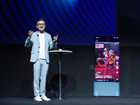 自動變身自動升降！TCL·XESS智屏發(fā)布 定價有驚喜