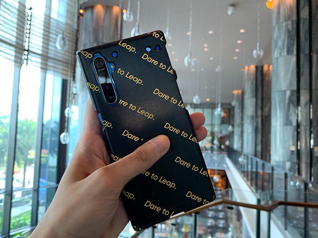 提前滿足你們 realme 6400萬(wàn)四攝新機(jī)首次亮相