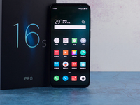 魅族16s Pro開(kāi)箱體驗(yàn)：執(zhí)著的對(duì)稱設(shè)計(jì) 加量還降價(jià)確實(shí)香