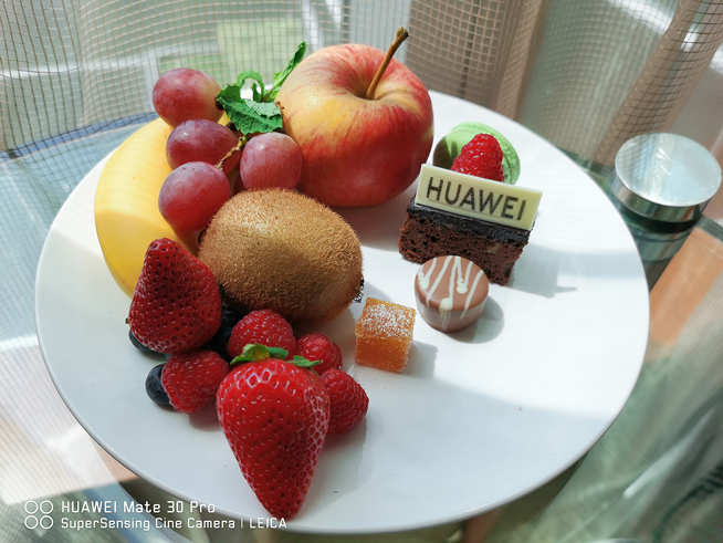 華為Mate30 Pro體驗(yàn)評(píng)測(cè)：徠卡電影四攝驚艷 AI操控酷炫又實(shí)用