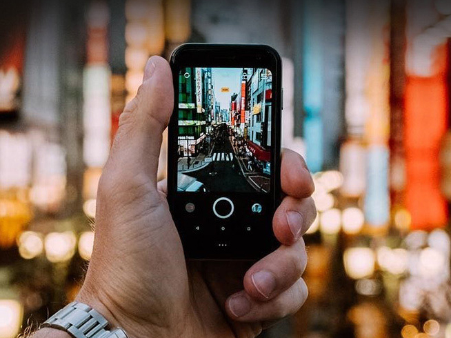 國行Palm小手機定價1999元 你還愿意為情懷掏腰包嗎？