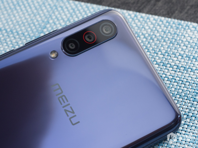 魅族16T開箱視頻：傳承極邊全面屏 超長續(xù)航錦上添花