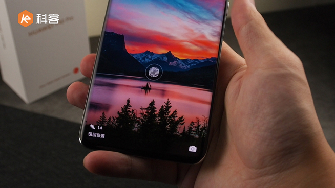 華為P40系列上手體驗(yàn)：四曲滿溢屏設(shè)計超贊 夜拍有它就夠了！