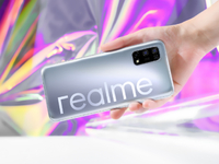 新機命名終于揭曉！大LOGO設計 realme V5全新系列亮相