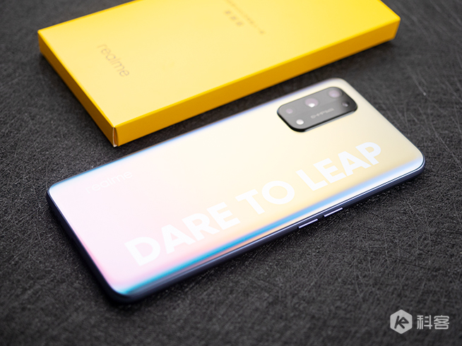 realme X7 Pro上手體驗：輕薄65W閃充 2199元起夠香嗎？