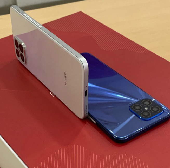 華為nova8 SE官宣+曝光:直角邊框后置四攝 66W超級(jí)快充直接下放