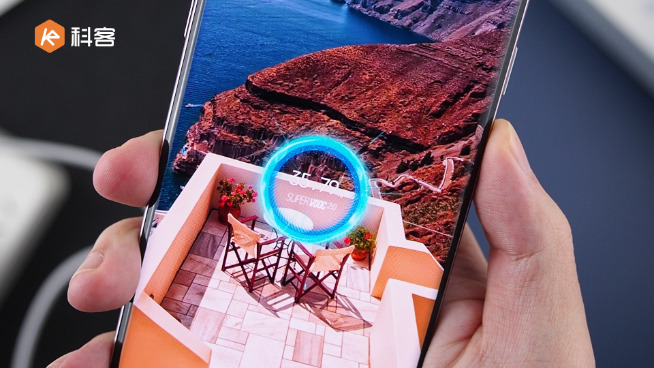 OPPO Reno5 Pro上手：顏值夠頂沒(méi)話說(shuō)！首發(fā)獨(dú)家人像視頻新技術(shù)