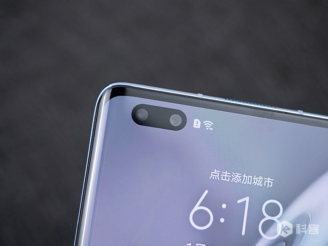 榮耀V40上手圖賞：屏幕有驚喜，先鋒設計氣宇不凡