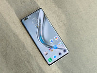 外在驚艷，內(nèi)在料足！榮耀V40評(píng)測(cè)