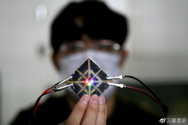 LTPO技術(shù)成旗艦手機(jī)屏幕標(biāo)配！就連蘋果iPhone 13也要用它？