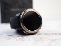 榮耀手表GS Pro秘境星空評(píng)測(cè)：高顏值私教，半個(gè)月不用充電