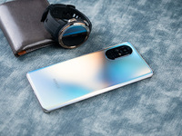 榮耀V40輕奢版評(píng)測(cè)：讓5G手機(jī)更快、更輕、更美