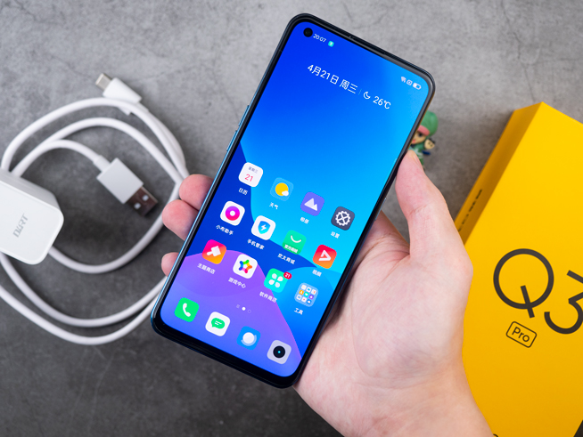realme Q3 Pro上手：天璣1100千元機(jī)皇 1599元起香嗎？
