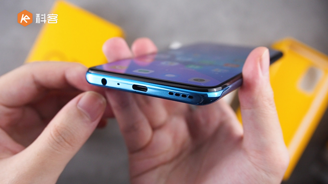 realme Q3 Pro上手：天璣1100千元機(jī)皇 1599元起香嗎？