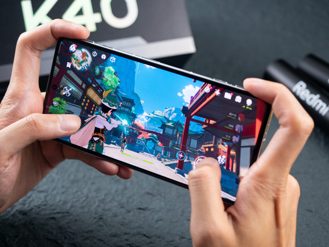 Redmi K40游戲版上手：1999元起降維打擊！游戲?qū)崪y(cè)表現(xiàn)如何？