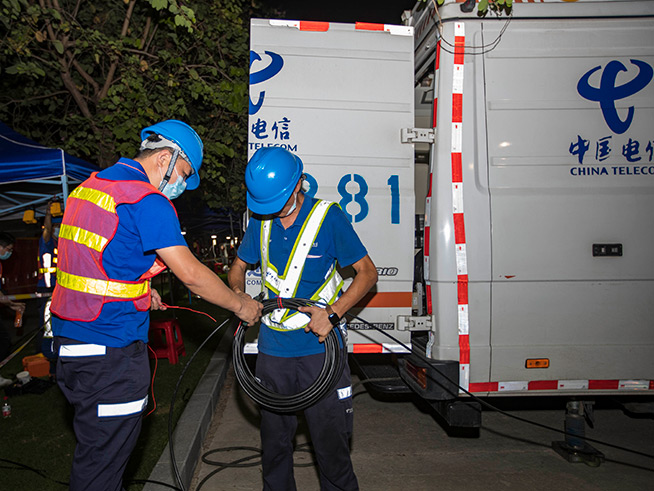 廣東首個(gè)氣膜方艙實(shí)驗(yàn)室啟用  電信高速專網(wǎng)保障大數(shù)據(jù)傳輸