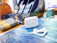 三大技術(shù)突破TWS耳機續(xù)航天花板，榮耀Earbuds 2 SE搶先品鑒