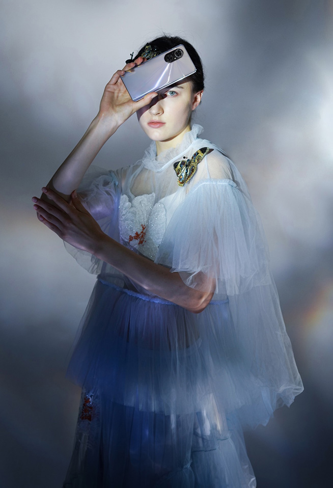 超清1億像素+掌上巨幕，榮耀50 SE魅力十足