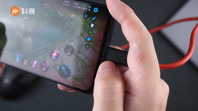 騰訊紅魔6R游戲手機(jī)體驗(yàn)：高性能與輕薄兼得！原神高壓實(shí)測(cè)表現(xiàn)如何？