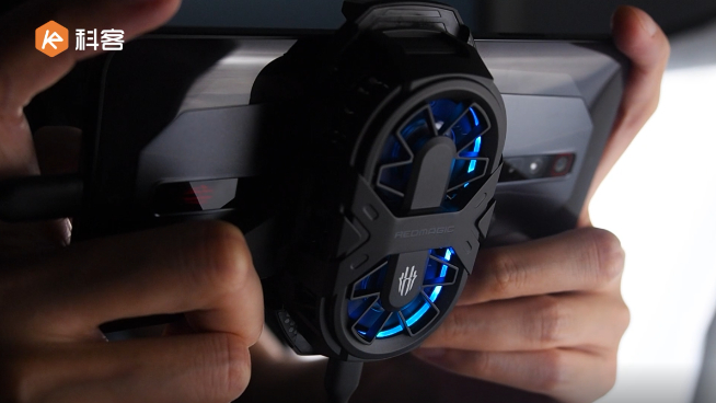 繼續(xù)輕松馴服驍龍888+？紅魔游戲手機(jī)6S距離發(fā)布不遠(yuǎn)了