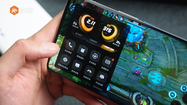 iQOO 8 Pro上手體驗：完全體進化各項全能！該有的通通都標配上了