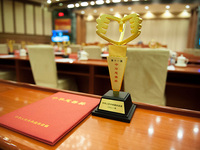 雷軍獲中華慈善獎表彰，他為家鄉(xiāng)湖北做了哪些事？