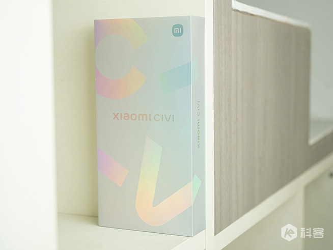 小米Civi怦怦粉開箱圖賞：輕薄自拍巔峰，怦然心動(dòng)